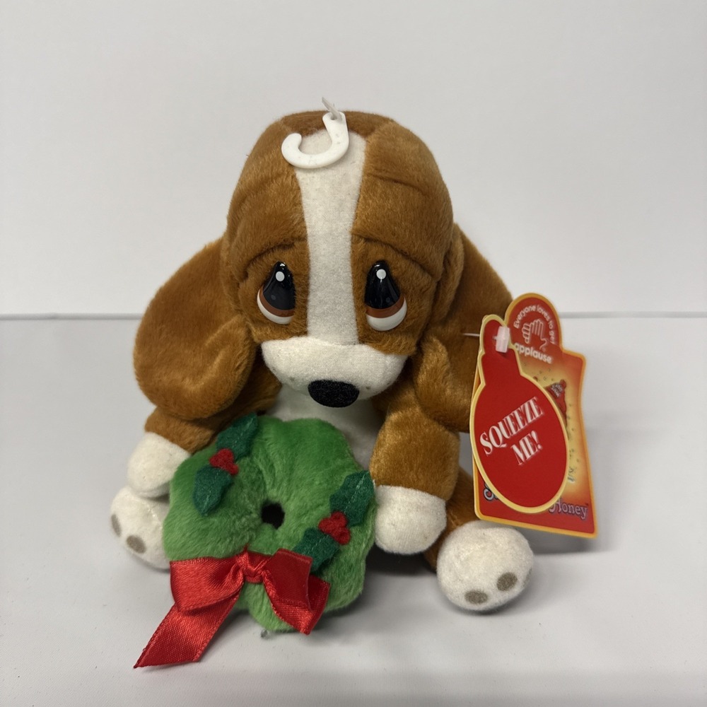 Vintage Sad Sam Honey brown puppy holding christmas wreath plush 6"tagged, music